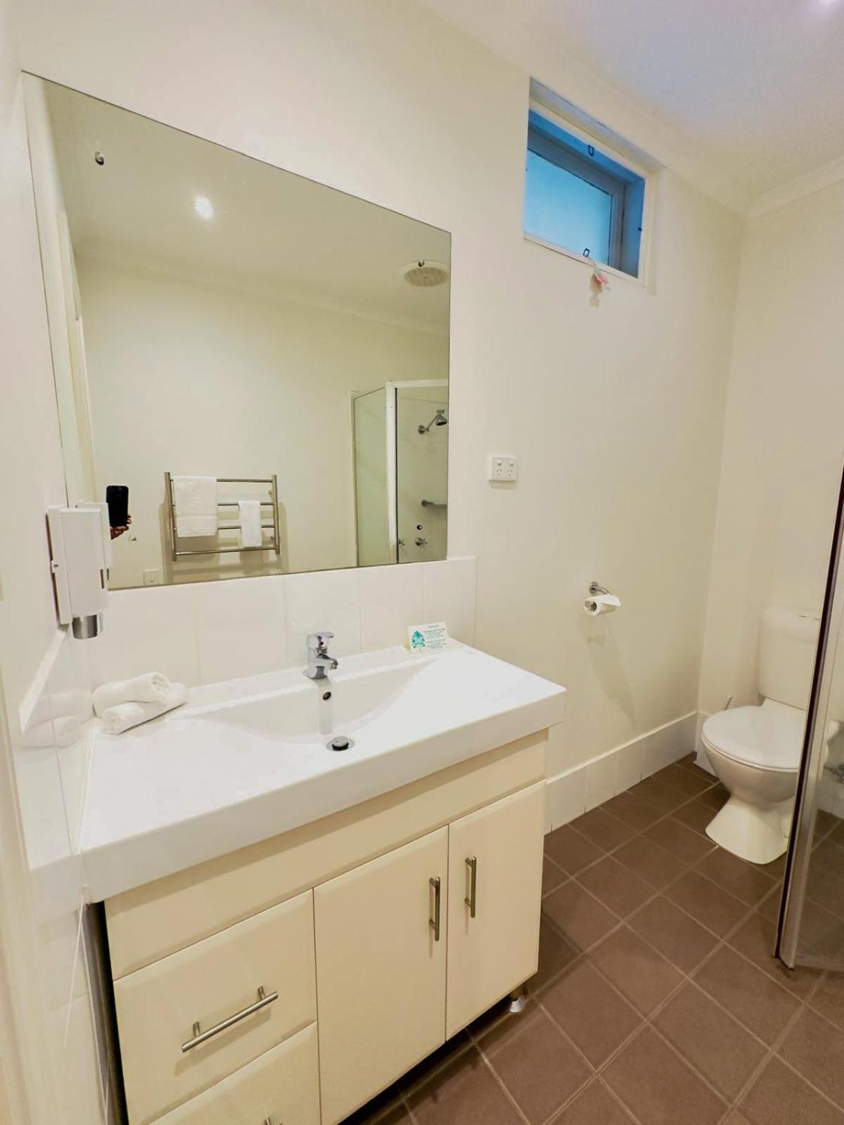 Merivale Motel Tumut Εξωτερικό φωτογραφία