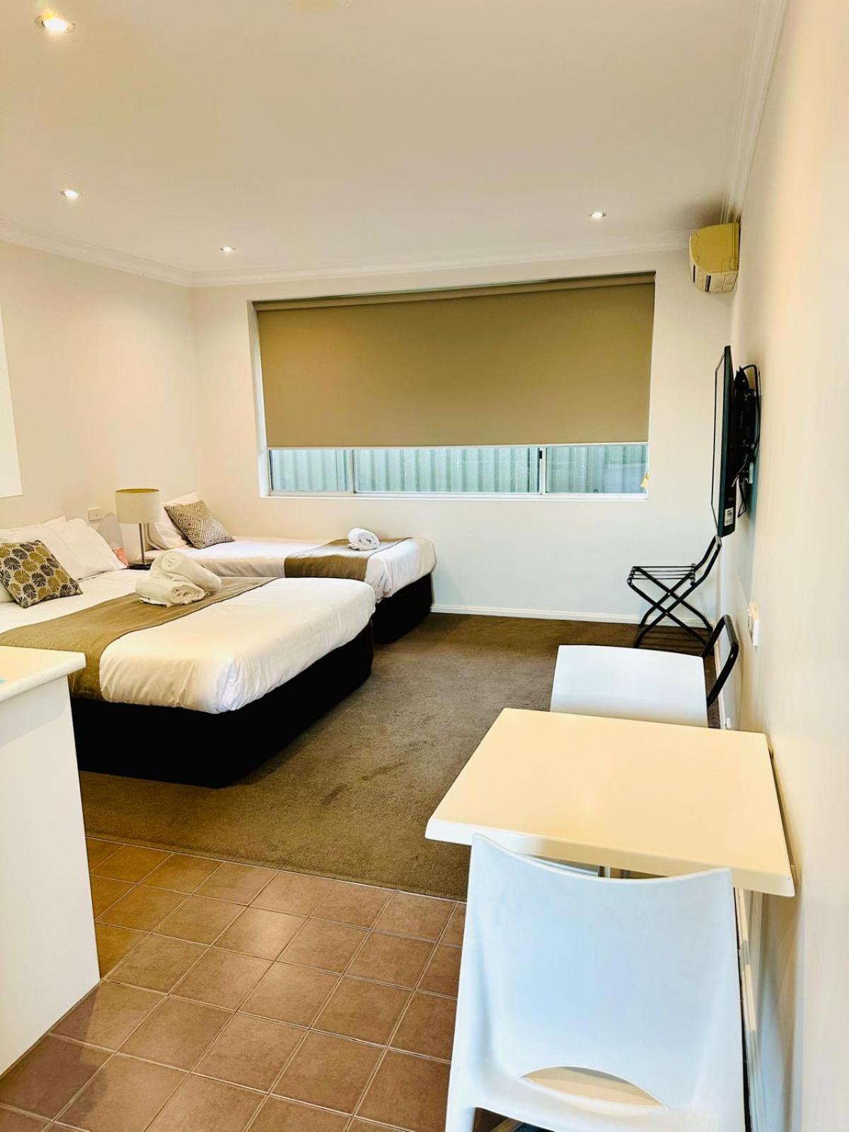 Merivale Motel Tumut Εξωτερικό φωτογραφία